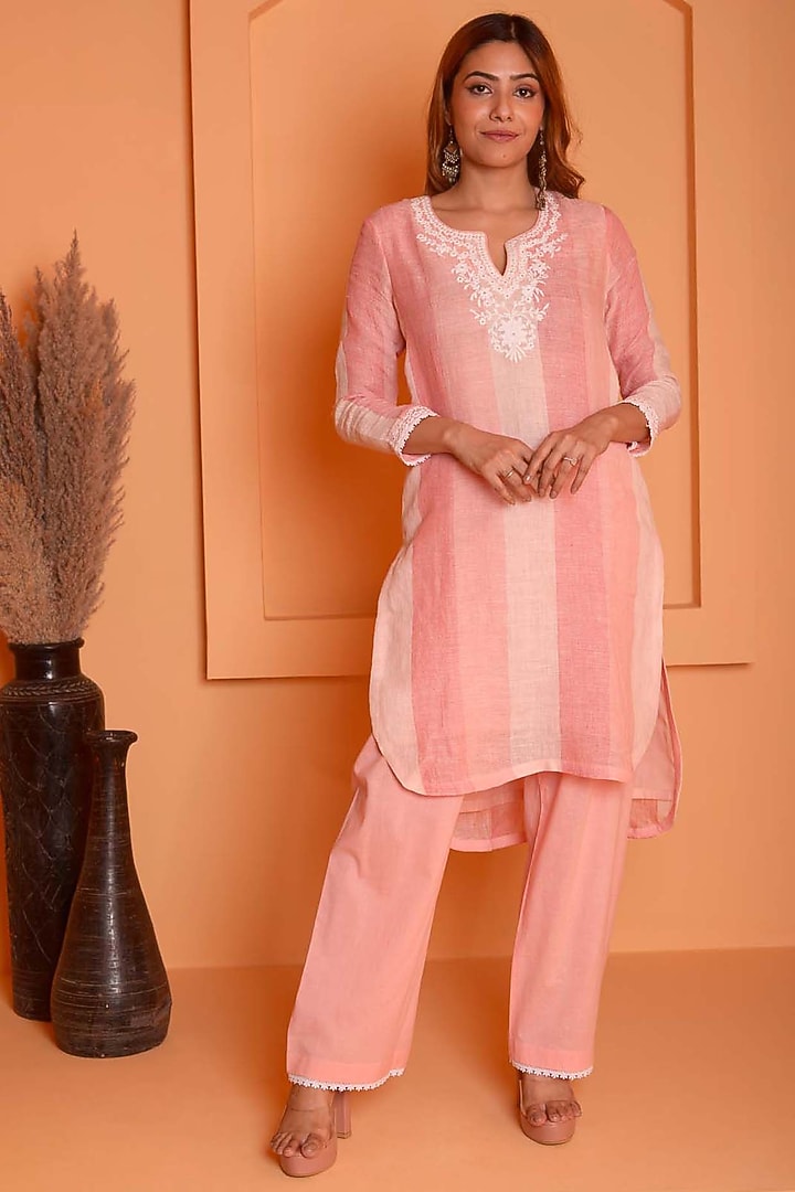 Pink Linen Embroidered Kurta Set by Abbaran at Pernia's Pop Up Shop