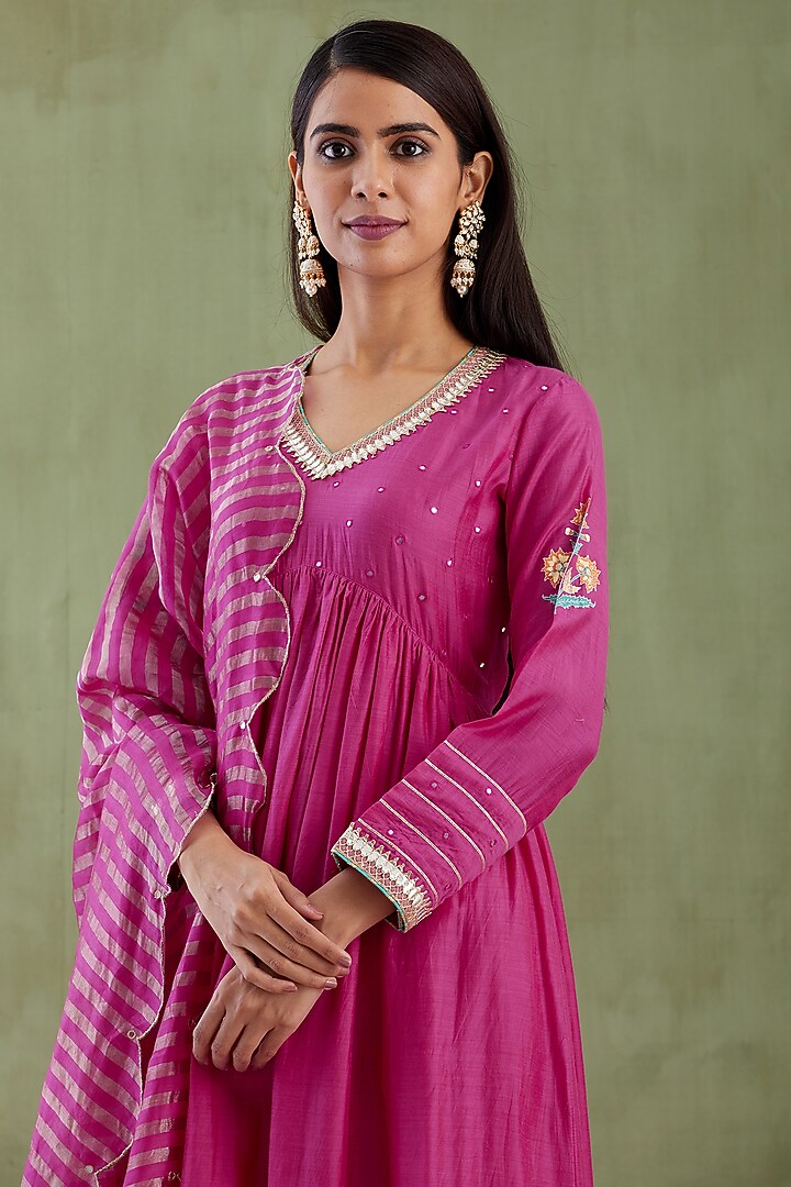 Magenta Foil Block Printed Anarkali Set by Abbaran at Pernia's Pop Up Shop