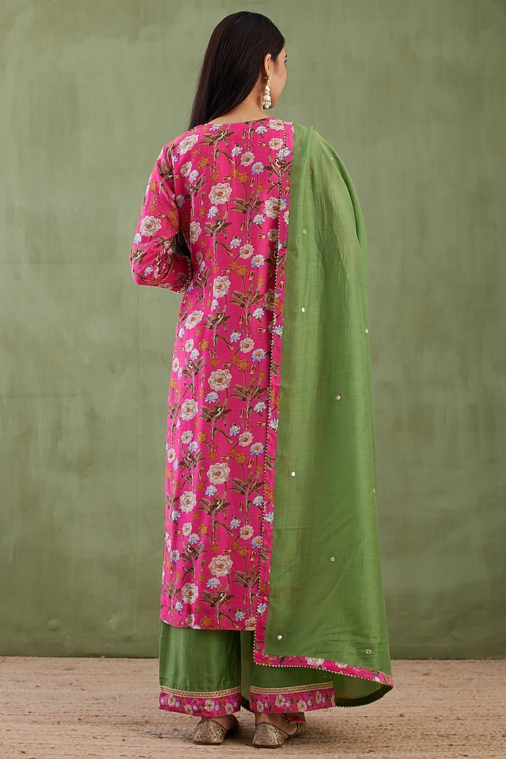 Magenta Embroidered & Digital Printed Kurta Set by Abbaran at Pernia's Pop Up Shop