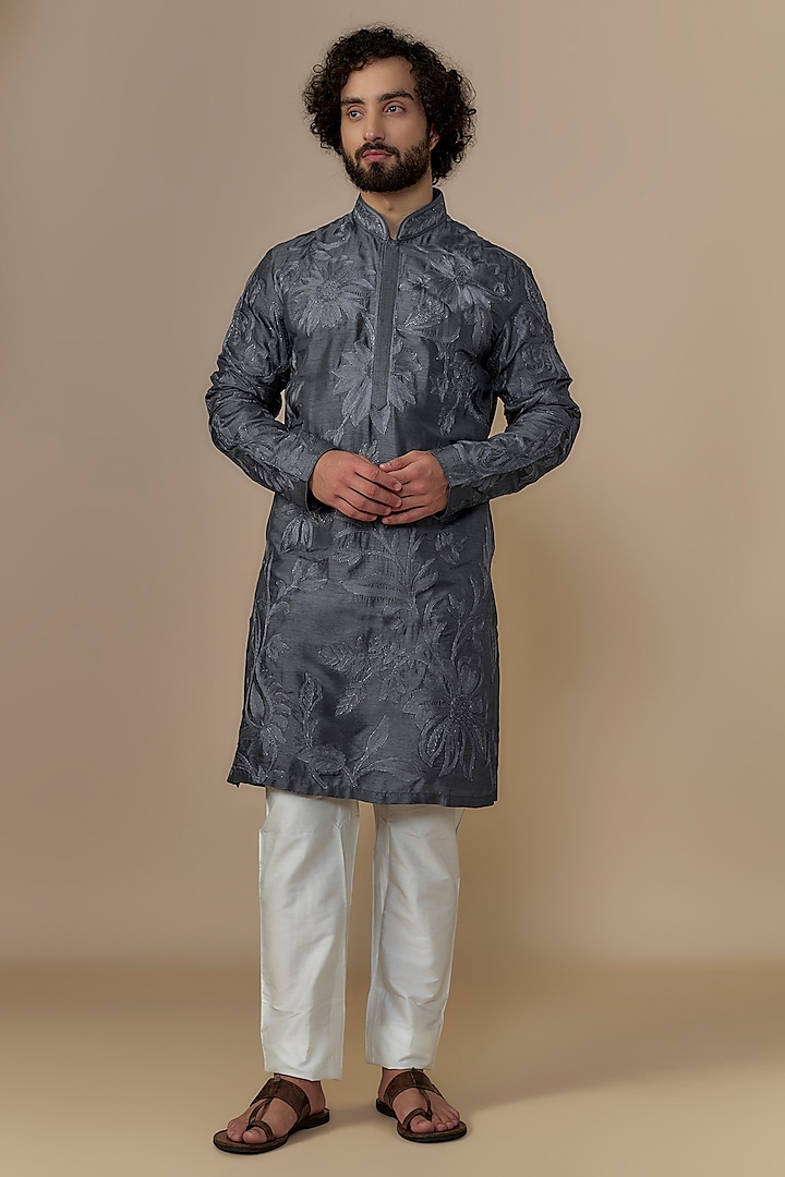 Dark Grey Blended Dupion Aari Embroidered Kurta Set by AUGUST by Swati Akash Jhunjhunwala at Pernia's Pop Up Shop