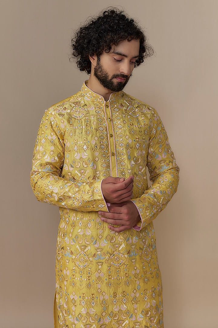 Sunset Yellow Blended Dupion Machine Embroidered Kurta Set by AUGUST by Swati Akash Jhunjhunwala at Pernia's Pop Up Shop