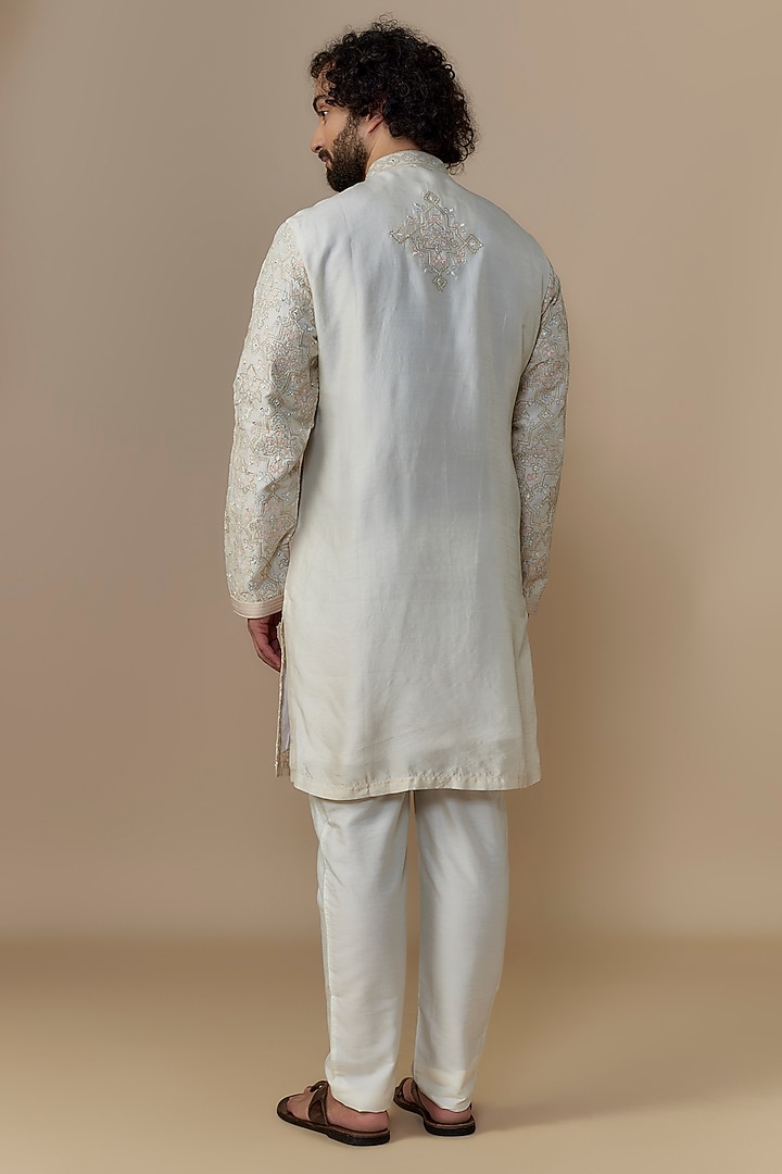 Ivory Blended Dupion Machine Embroidered Kurta Set by AUGUST by Swati Akash Jhunjhunwala at Pernia's Pop Up Shop