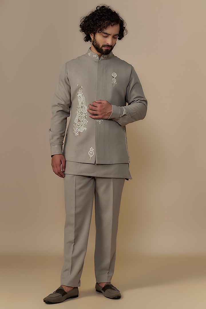 Steel Grey Terry wool Kashmiri Embroidered Bundi Jacket Set by AUGUST by Swati Akash Jhunjhunwala at Pernia's Pop Up Shop