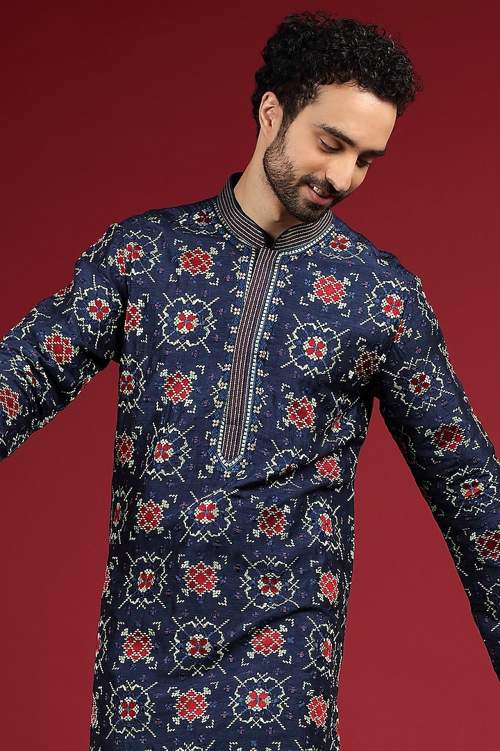 Royal Blue Silk Blend Patola Embroidered Kurta Set by AUGUST by Swati Akash Jhunjhunwala at Pernia's Pop Up Shop