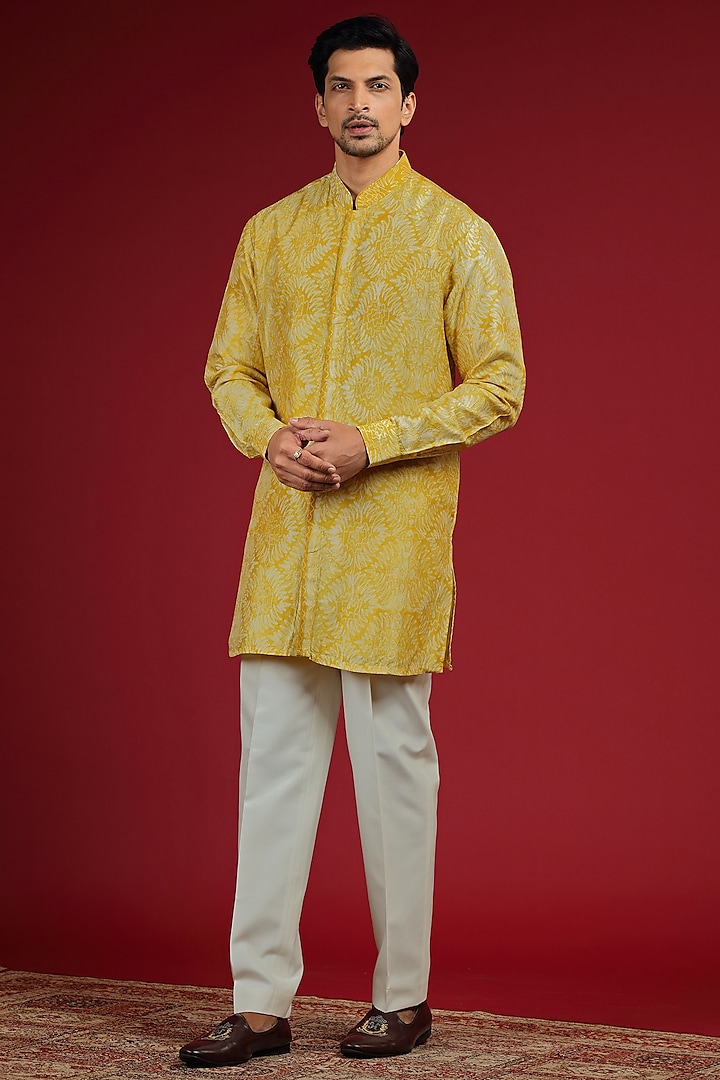 Sunshine Yellow Silk Blend Shibori Printed Kurta Set by AUGUST by Swati Akash Jhunjhunwala