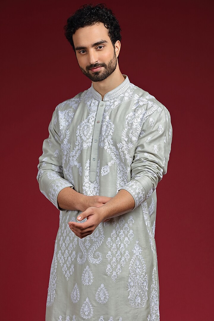 Sea Green Silk Blend Aari Embroidered Short Kurta Set by AUGUST by Swati Akash Jhunjhunwala at Pernia's Pop Up Shop