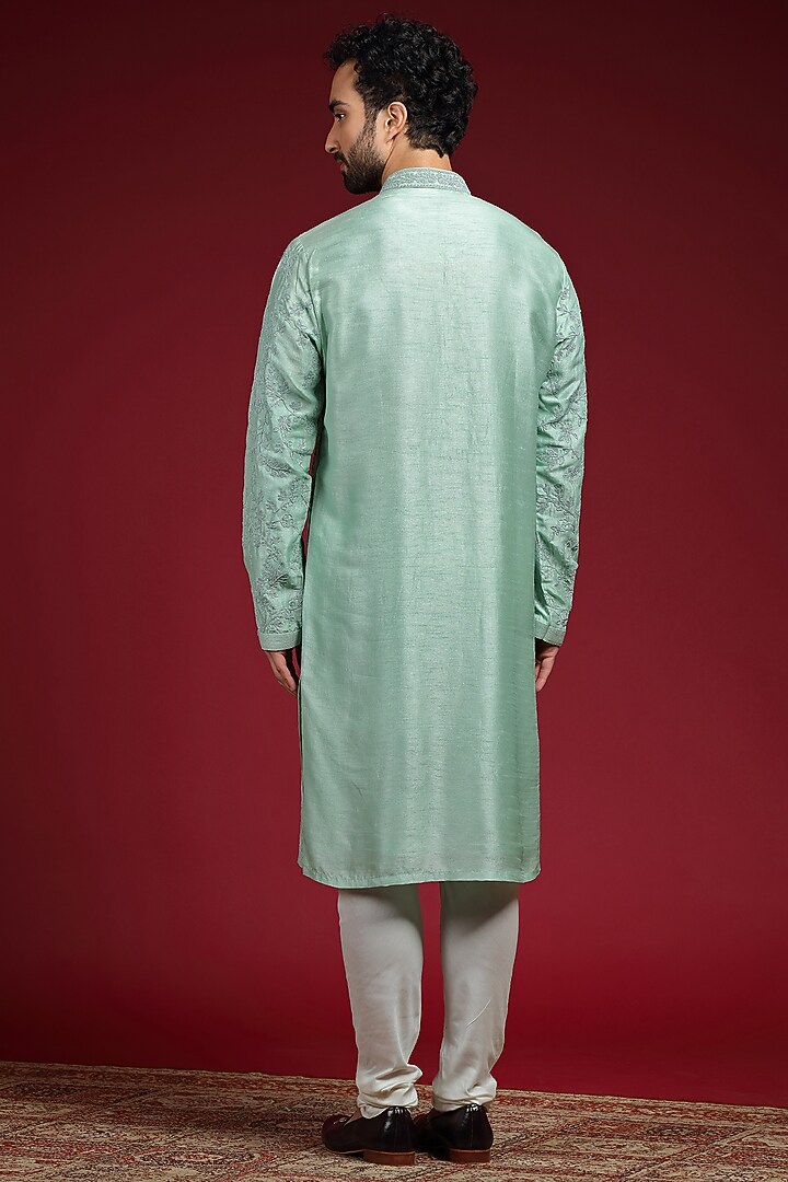 Jade Green Silk Blend Dori Embroidered Short Kurta Set by AUGUST by Swati Akash Jhunjhunwala at Pernia's Pop Up Shop