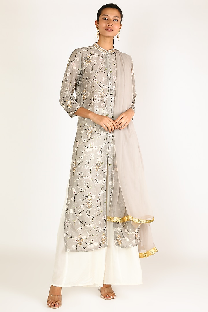 Grey Kurta Set by Adara By Sheytal