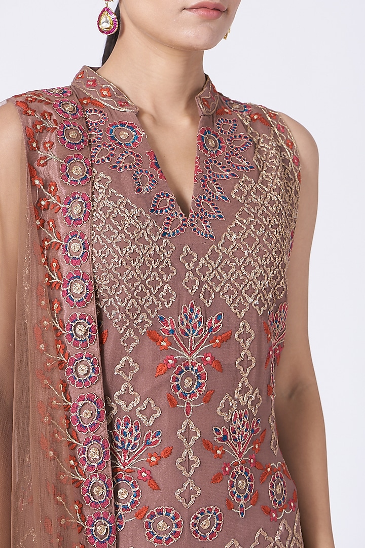 Brown Embroidered Pleated Gharara Set by Abhi Singh at Pernia's Pop Up Shop