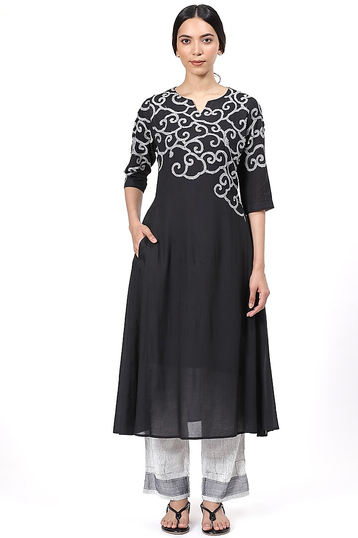 Black & White Hand Block Printed Kalidar Kurta by Abraham & Thakore at Pernia's Pop Up Shop