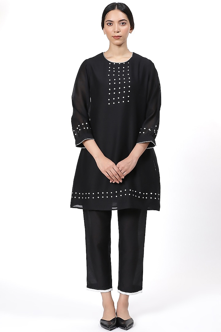 Black & White Embroidered Tunic by Abraham & Thakore
