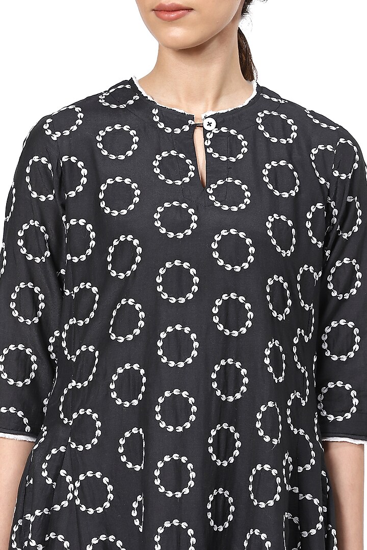 Black Kalidar Kurta With Motif by Abraham & Thakore at Pernia's Pop Up Shop