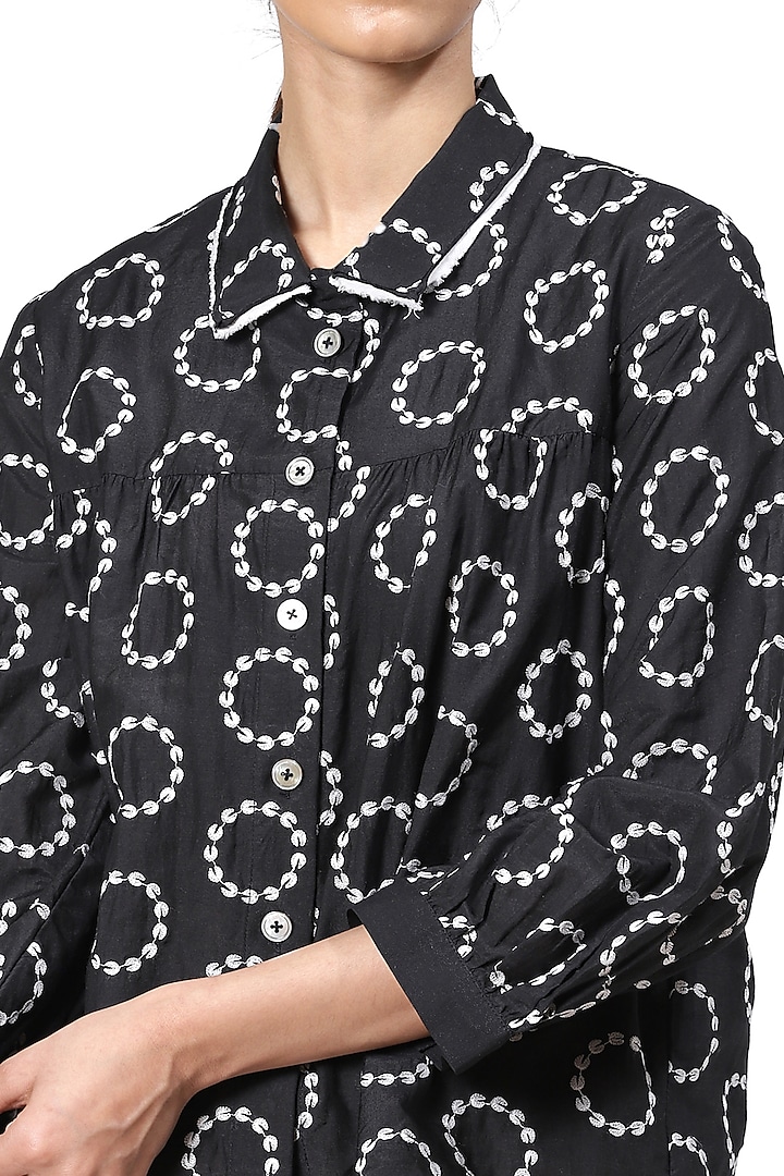 Black Embroidered Kedia Top by Abraham & Thakore at Pernia's Pop Up Shop