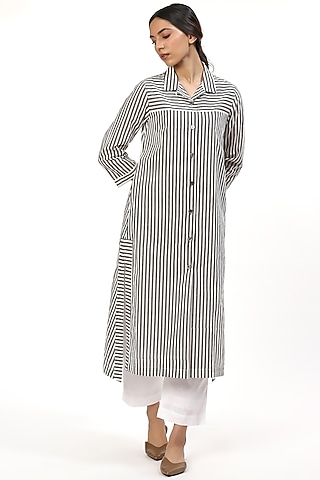 Ivory & Grey Block Printed Tunic by Abraham & Thakore