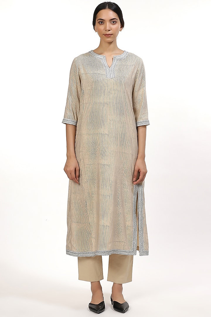 Beige & Black Block Printed Shirt Kurta by Abraham & Thakore at Pernia's Pop Up Shop