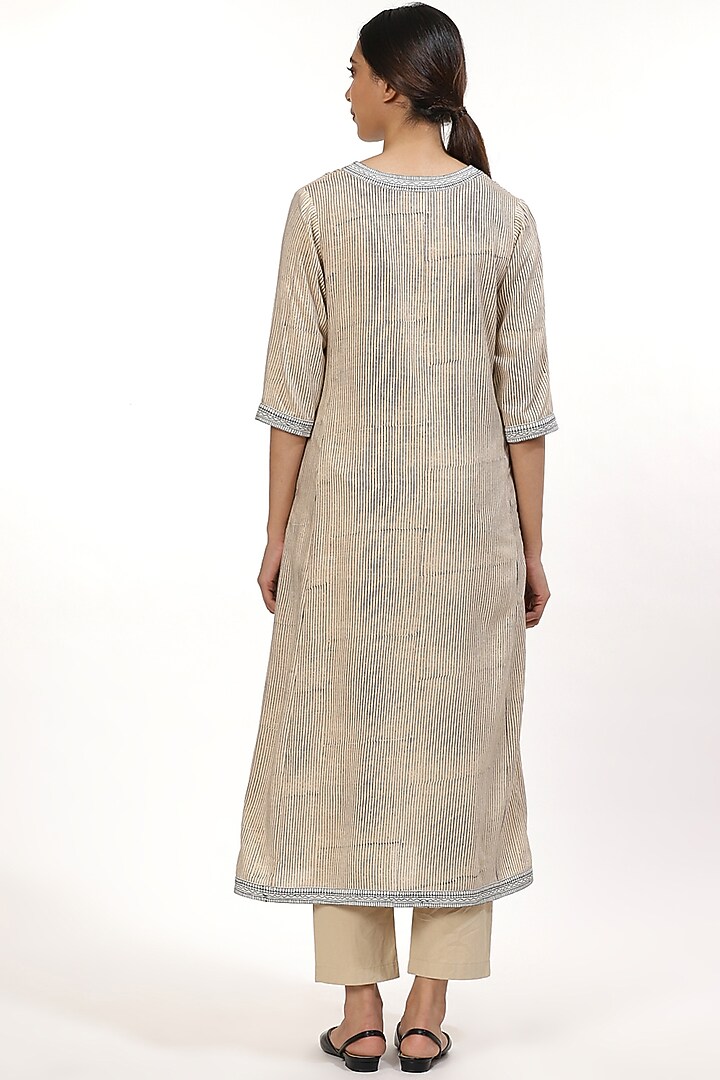 Beige & Black Block Printed Shirt Kurta by Abraham & Thakore at Pernia's Pop Up Shop