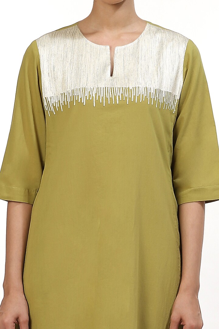 Amla & Lime Embroidered Long Kurta by Abraham & Thakore at Pernia's Pop Up Shop