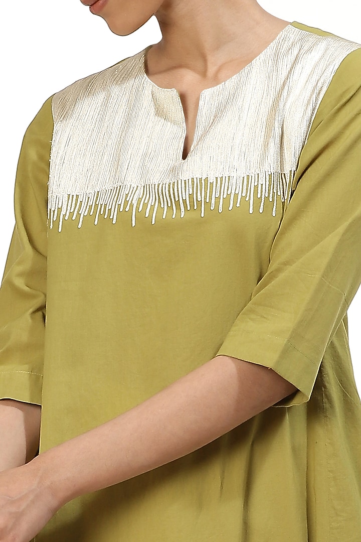 Amla & Lime Embroidered Long Kurta by Abraham & Thakore at Pernia's Pop Up Shop