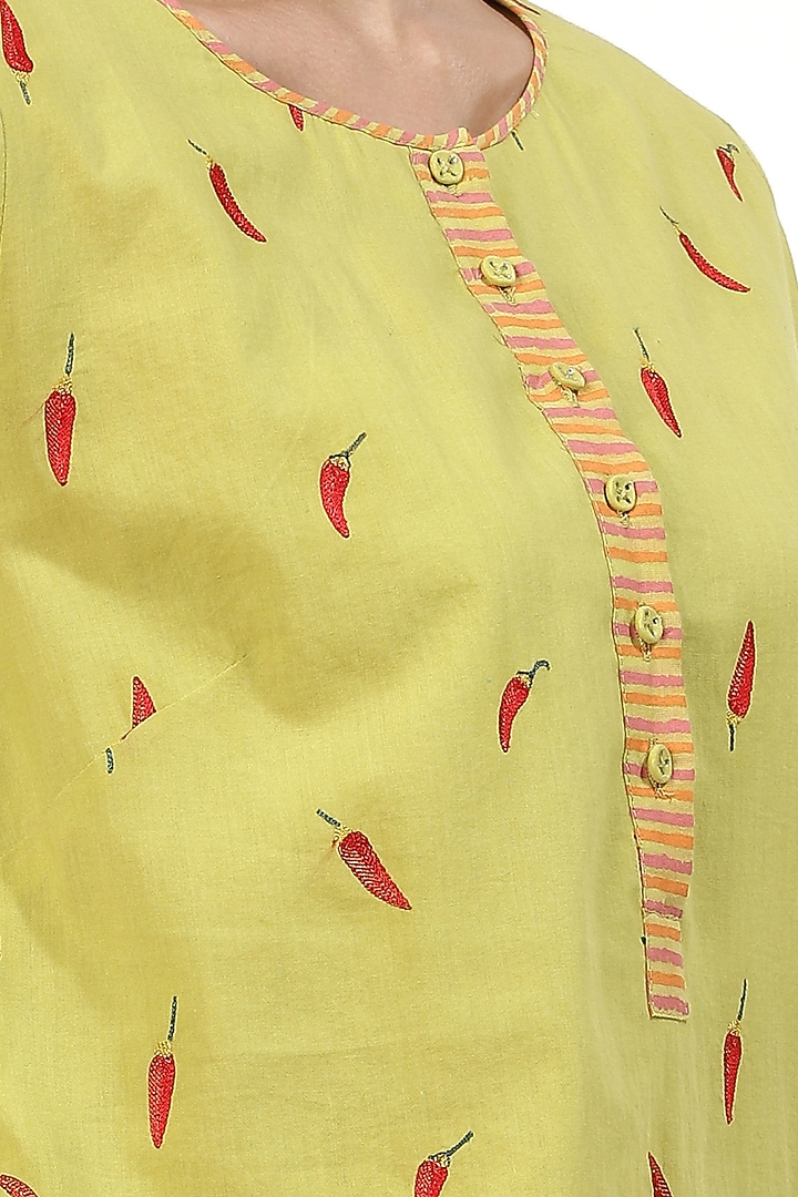 Lime Embroidered Kurta by Abraham & Thakore at Pernia's Pop Up Shop