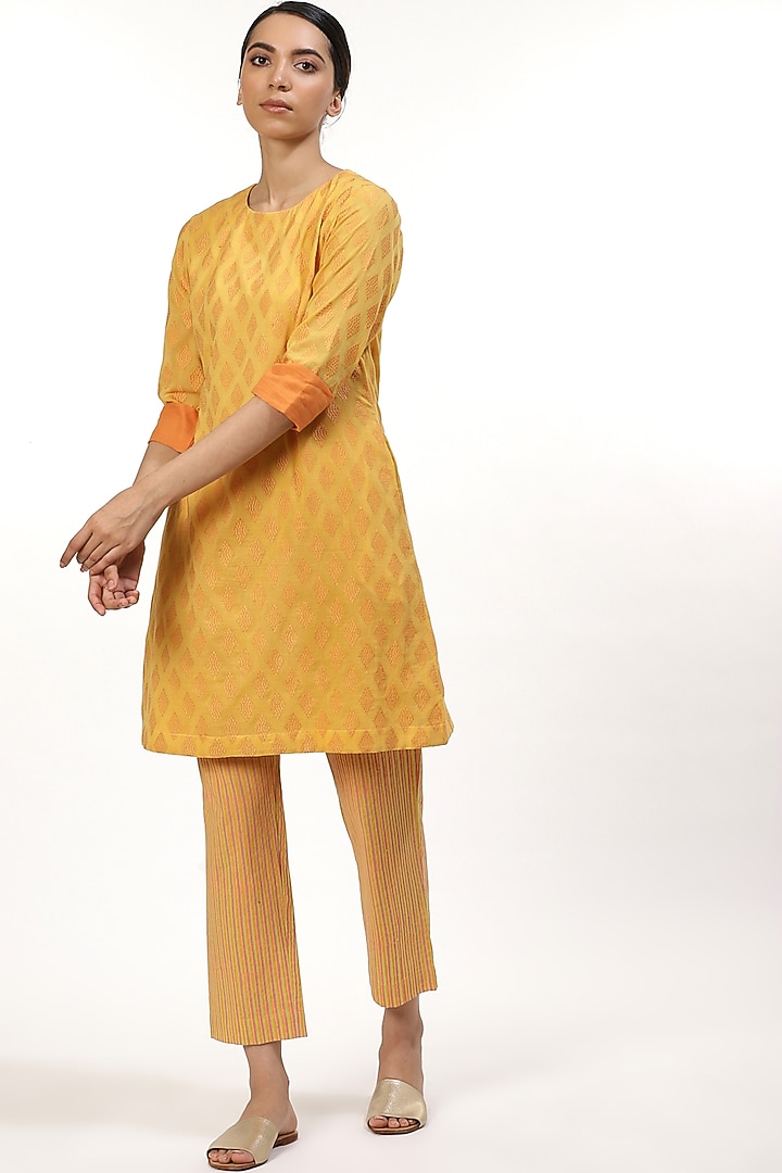 Yellow & Orange Embroidered Tunic by Abraham & Thakore at Pernia's Pop Up Shop