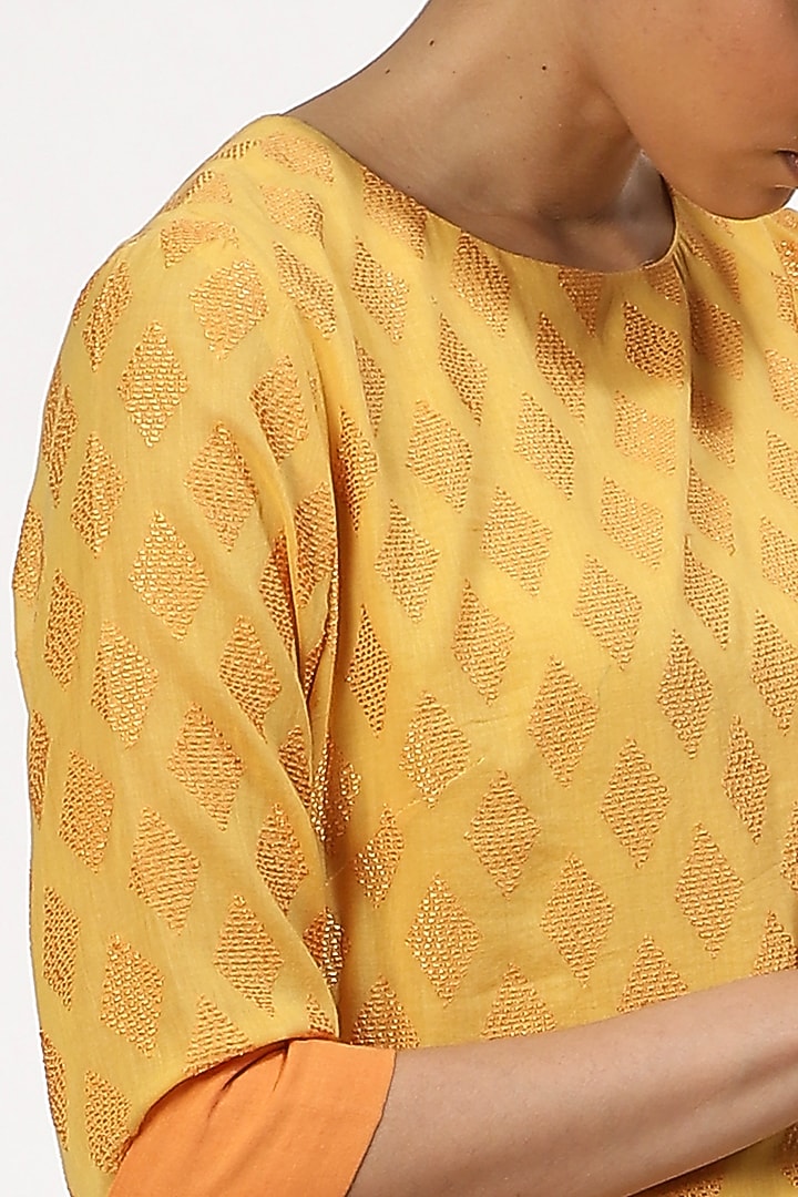 Yellow & Orange Embroidered Tunic by Abraham & Thakore at Pernia's Pop Up Shop