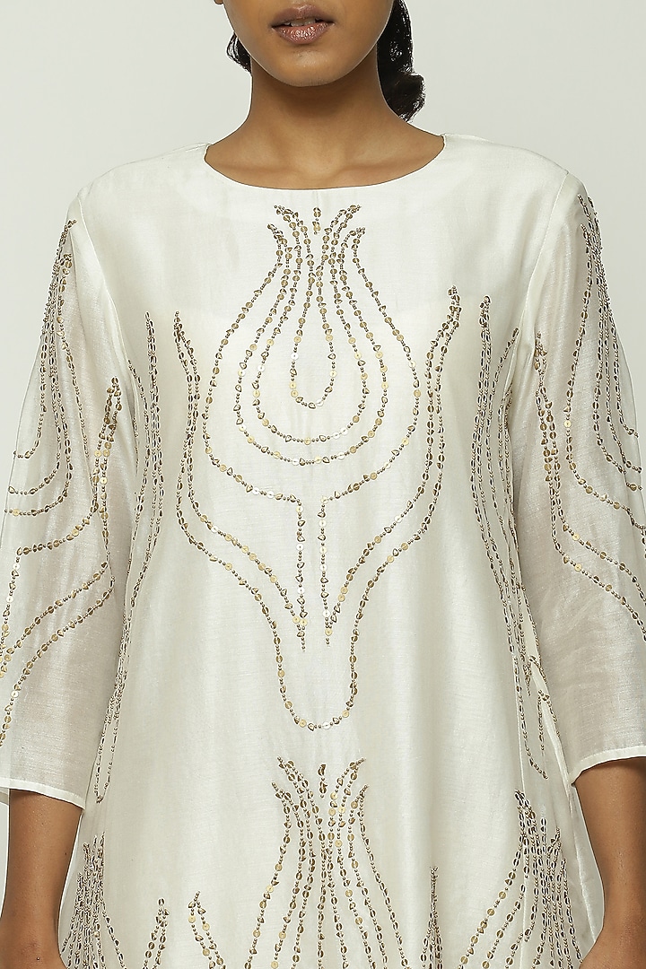 Ivory Chanderi Hand Adda & Sequins Embroidered Vacation Dress by Abraham & Thakore at Pernia's Pop Up Shop