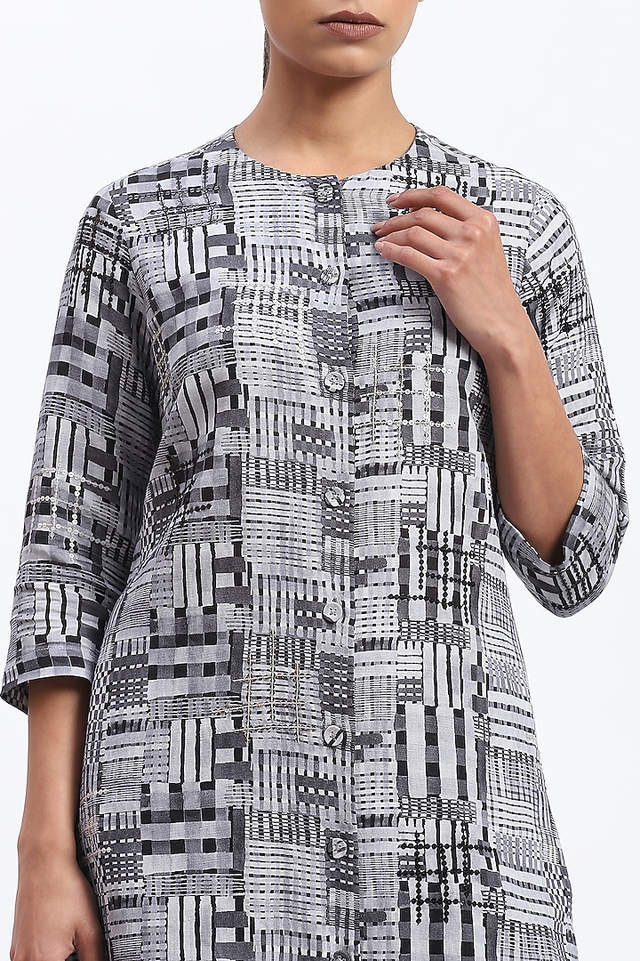 Grey Linen Blend Printed Kurta by Abraham & Thakore at Pernia's Pop Up Shop