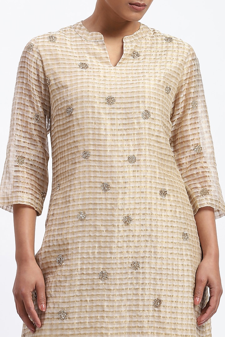 Gold Chanderi Hand Embellished Kurta by Abraham & Thakore at Pernia's Pop Up Shop