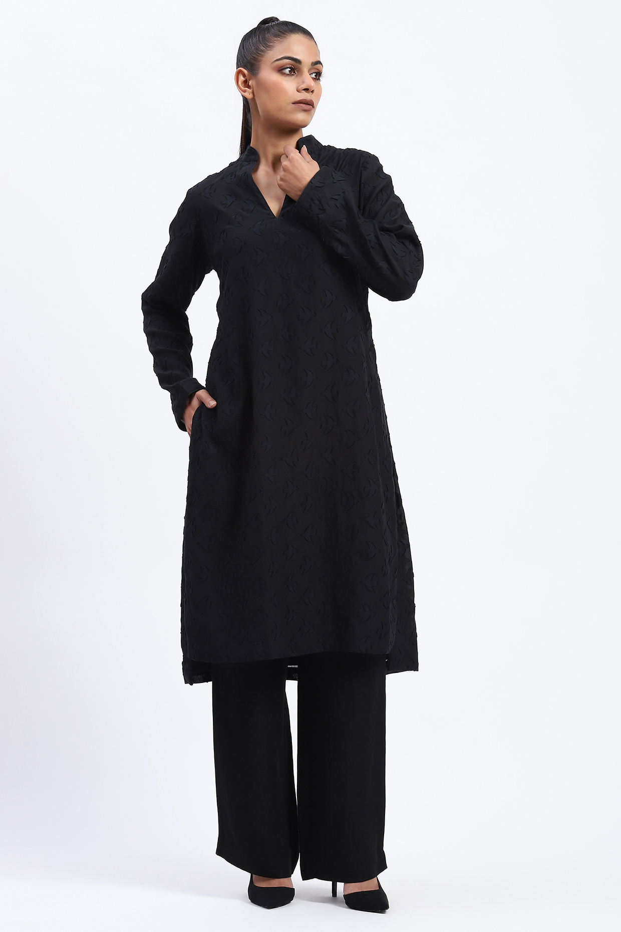 Black Chanderi Cutwork Kurta by Abraham & Thakore at Pernia's Pop Up Shop