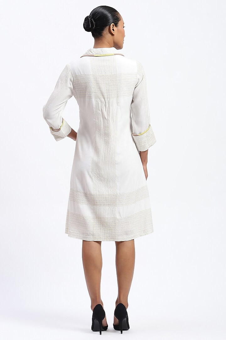 White Chanderi Kurta by Abraham & Thakore at Pernia's Pop Up Shop