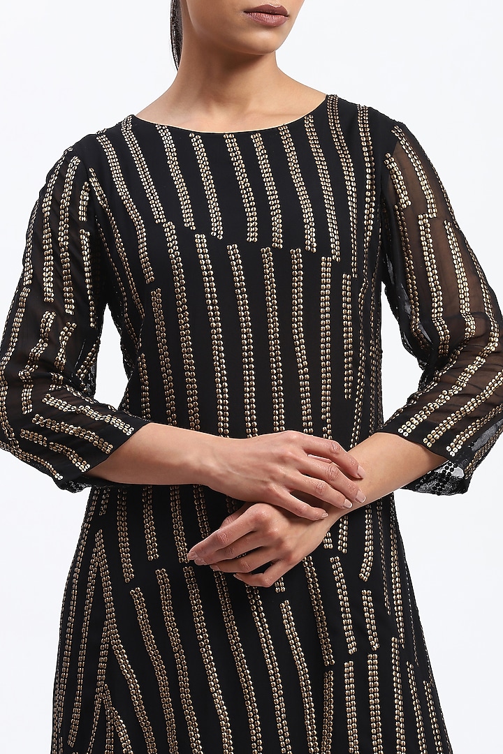 Black Georgette Embroidered Kurta by Abraham & Thakore at Pernia's Pop Up Shop