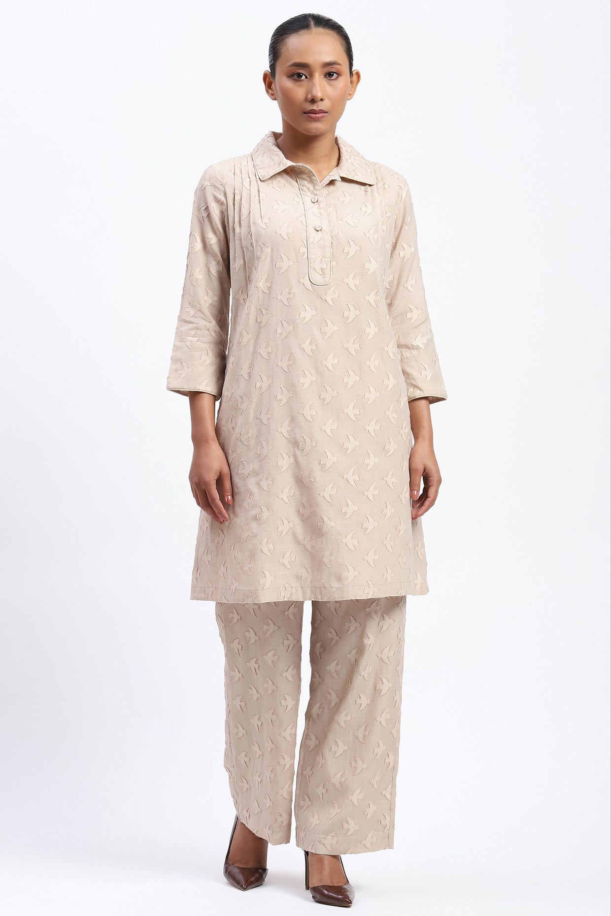Khaki Chanderi Abstract Motifs Handwoven Trousers by Abraham & Thakore at Pernia's Pop Up Shop