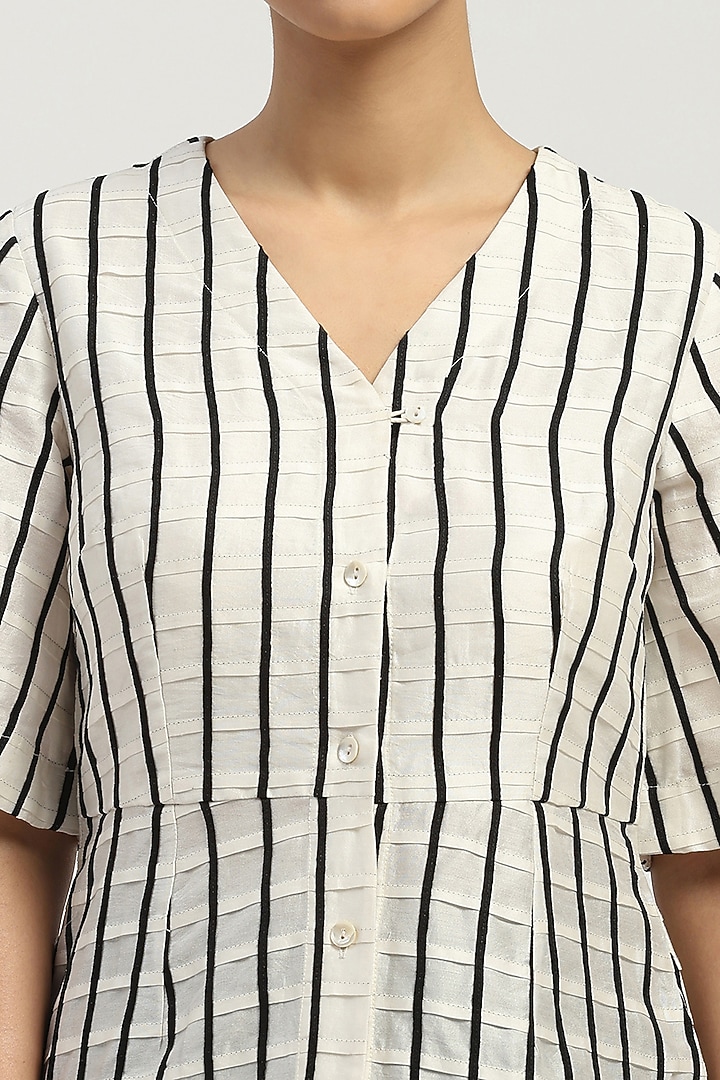 Ivory Chanderi Embellished Top by Abraham & Thakore at Pernia's Pop Up Shop