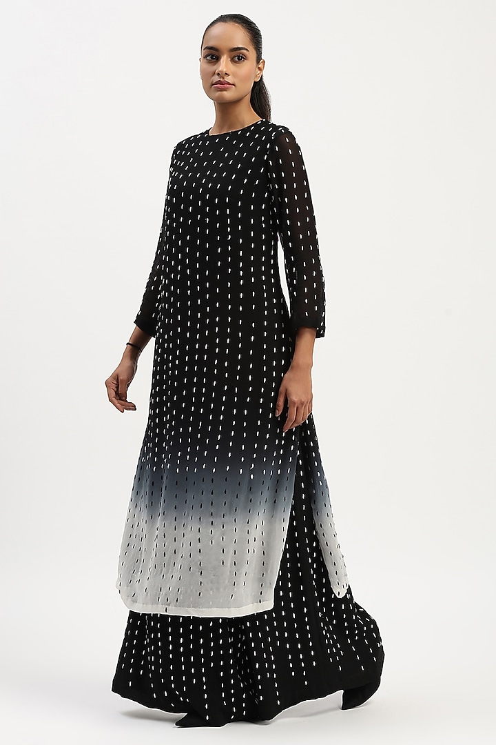 Black & Ivory Georgette Embroidered Kurta by Abraham & Thakore at Pernia's Pop Up Shop
