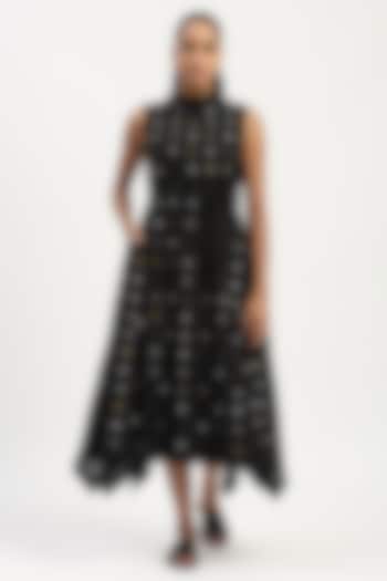 Black Chanderi Sequins Embroidered Vacation Dress by Abraham & Thakore at Pernia's Pop Up Shop