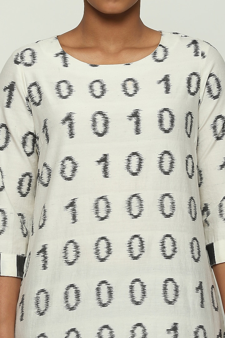 Ivory Cotton & Silk Ikat Woven Kurta by Abraham & Thakore at Pernia's Pop Up Shop