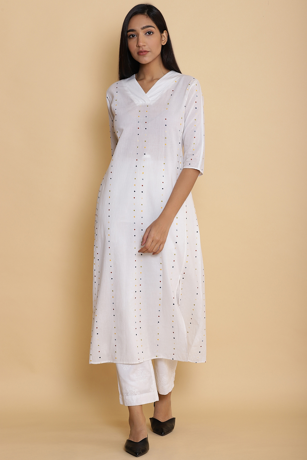 White Kurta With Embroidered Dots by Abraham & Thakore at Pernia's Pop Up Shop