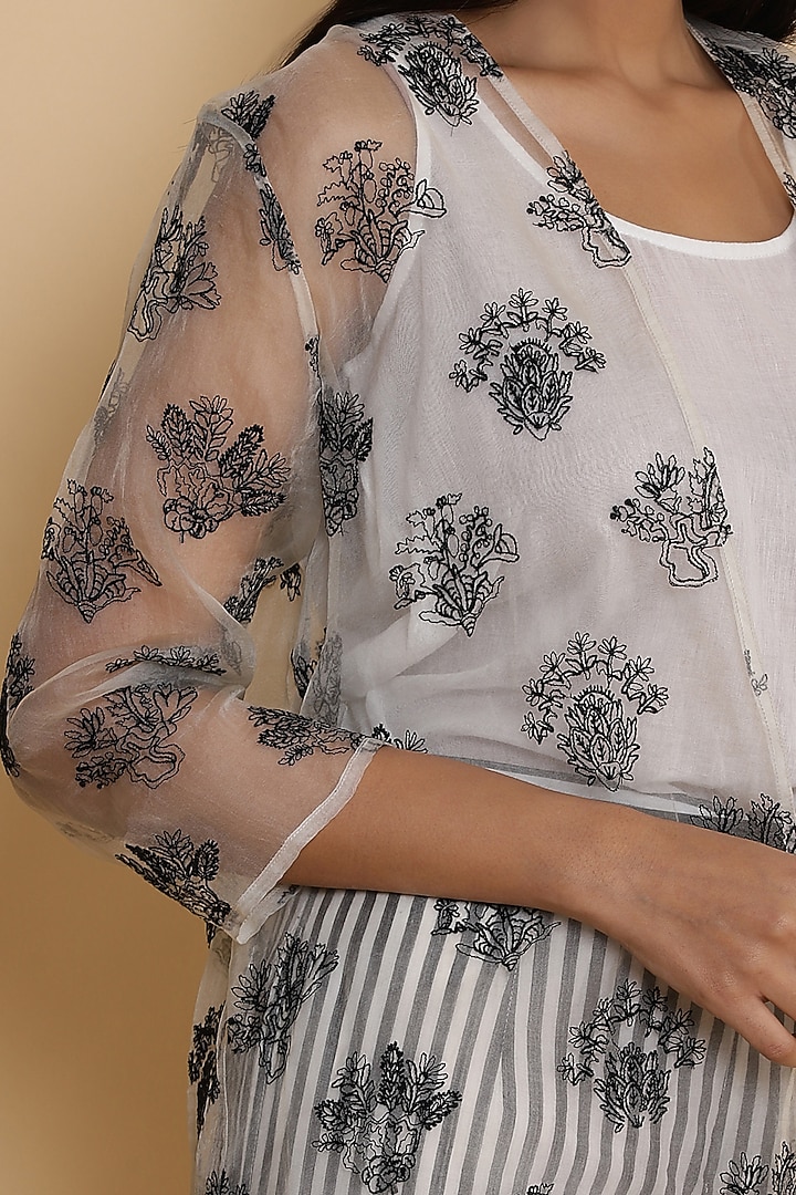 Ivory Floral Embroidered Kimono Jacket by Abraham & Thakore at Pernia's Pop Up Shop