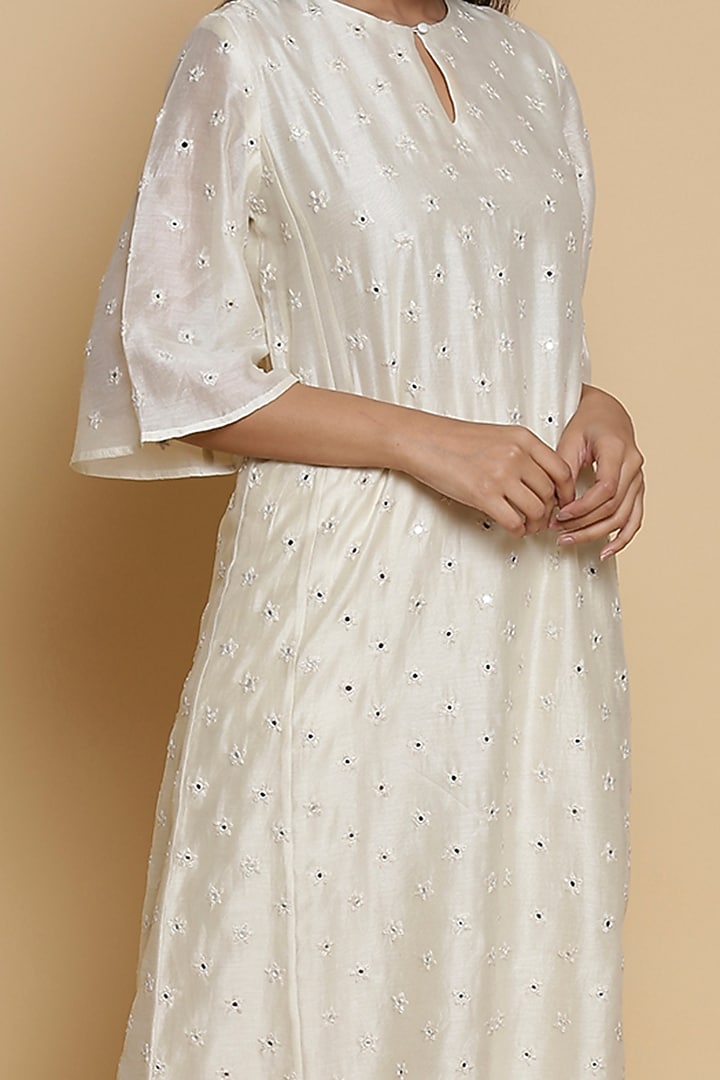 Kora Mirror Embroidered Kurta by Abraham & Thakore at Pernia's Pop Up Shop