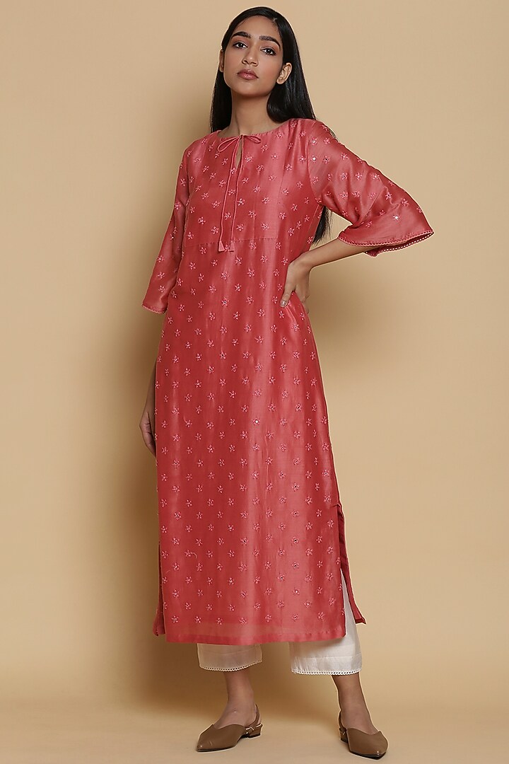 Rose Pink Embroidered Kurta by Abraham & Thakore at Pernia's Pop Up Shop