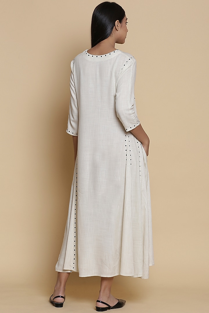 Ivory Kurta With Embroidered Dots by Abraham & Thakore at Pernia's Pop Up Shop