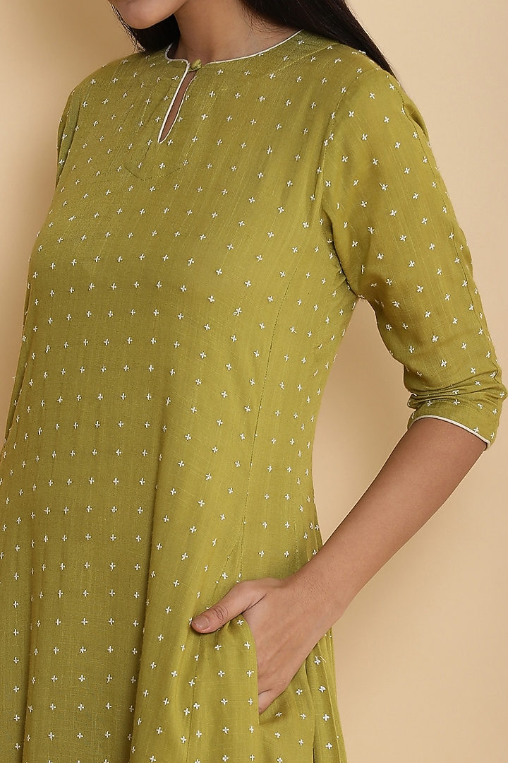 Amla Green Embroidered Kalidar Kurta by Abraham & Thakore at Pernia's Pop Up Shop