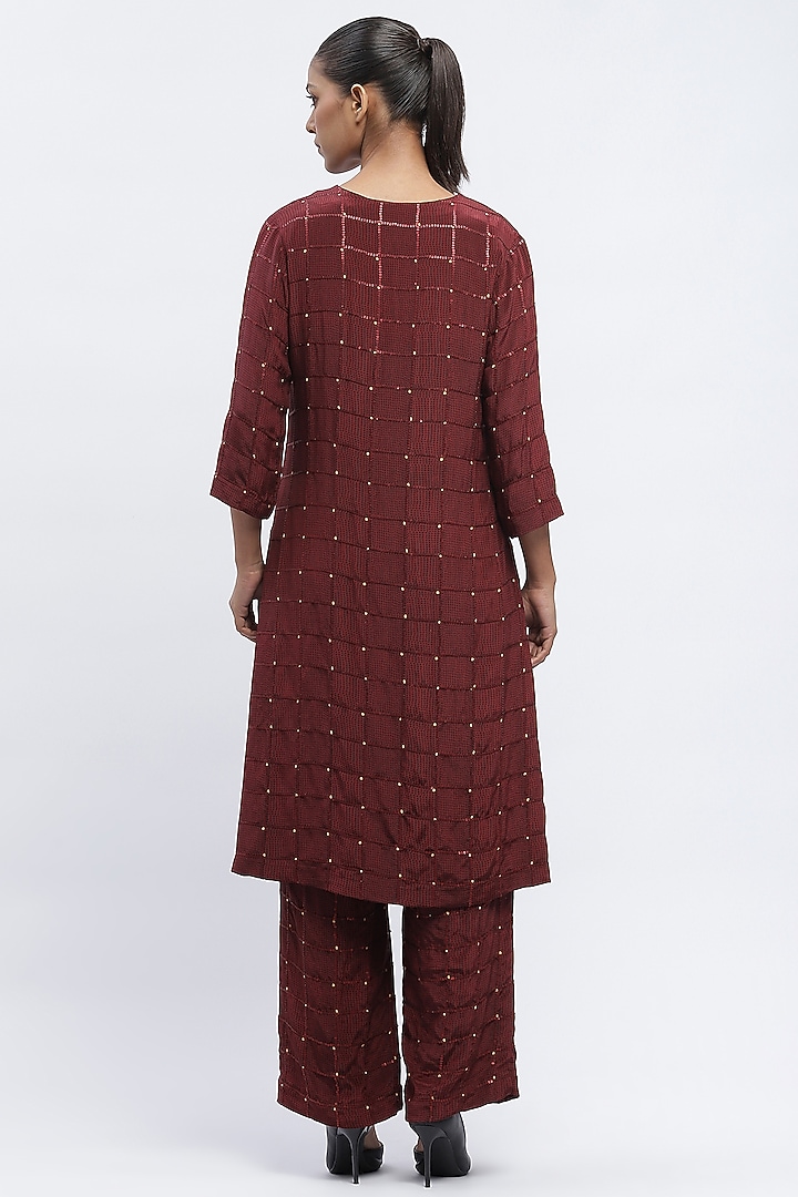 Burgundy Chanderi Digital Printed Kurta by Abraham & Thakore at Pernia's Pop Up Shop