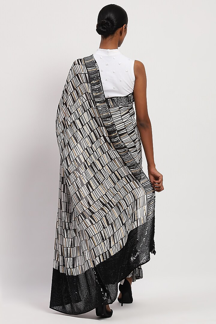 Ivory Viscose Crepe Digital Printed Wedding Saree by Abraham & Thakore at Pernia's Pop Up Shop