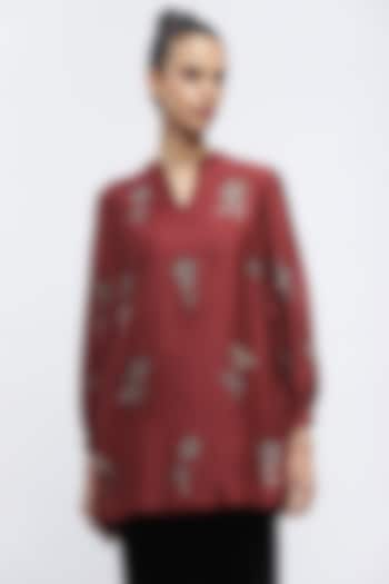 Burgundy Fluid Chanderi Boota & Sequins Embroidered Shirt by Abraham & Thakore at Pernia's Pop Up Shop