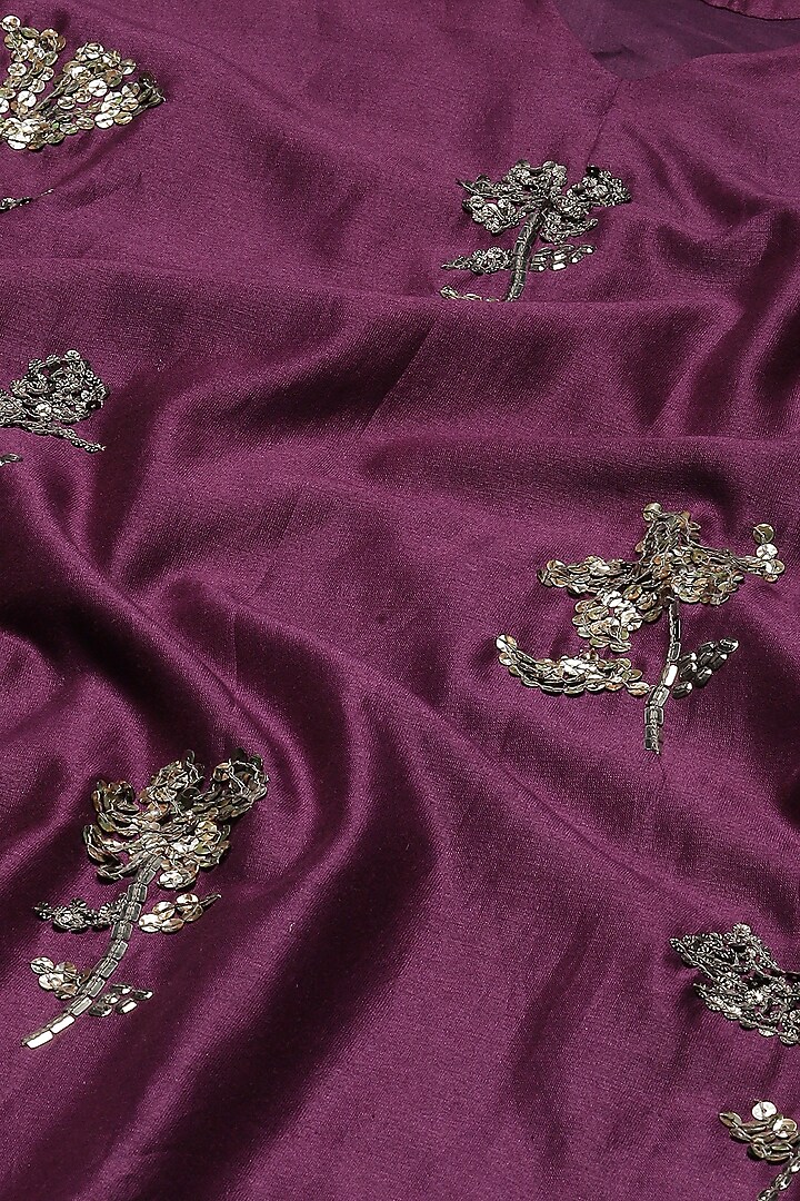 Aubergine Fluid Chanderi Sequins Embroidered Kurta by Abraham & Thakore at Pernia's Pop Up Shop
