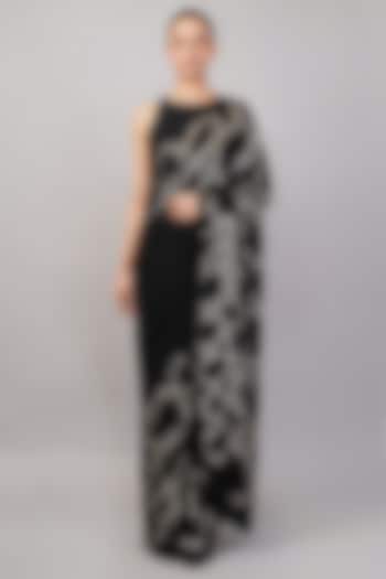 Black & Silver Viscose Georgette Sequins Hand Embroidered Wedding Saree by Abraham & Thakore at Pernia's Pop Up Shop
