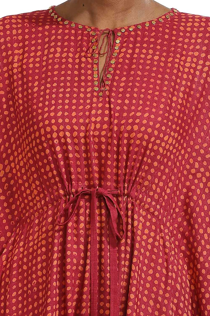 Red Floral Printed Kaftan by Abraham & Thakore at Pernia's Pop Up Shop