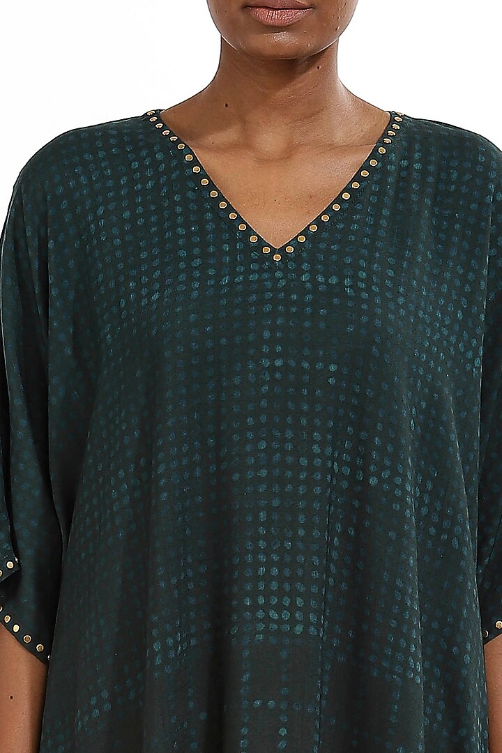 Emerald Green Printed Kaftan by Abraham & Thakore at Pernia's Pop Up Shop