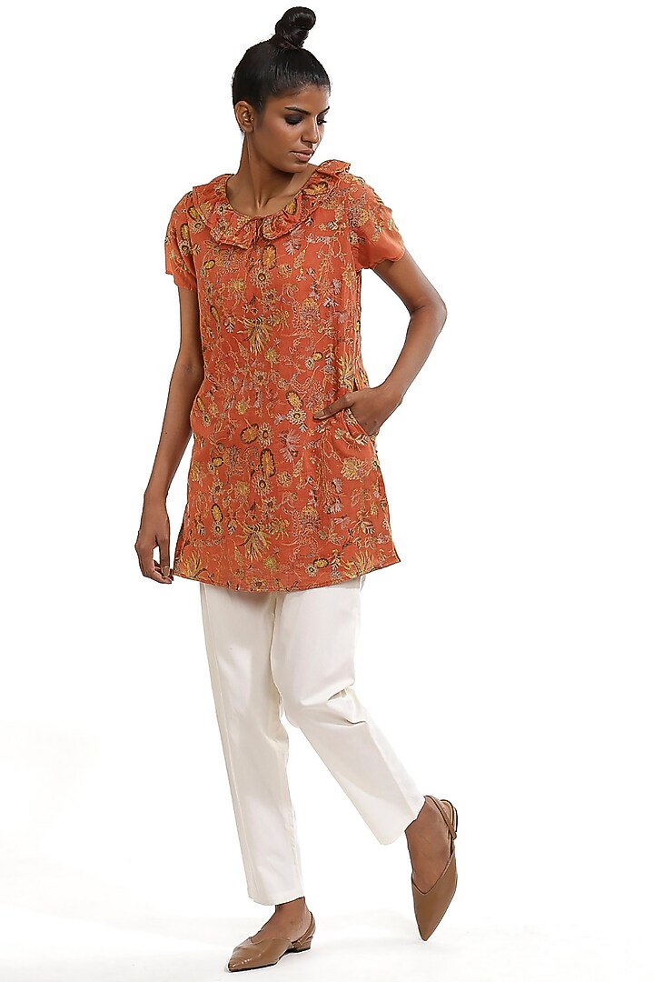 Rose Pink Embroidered Tunic by Abraham & Thakore at Pernia's Pop Up Shop
